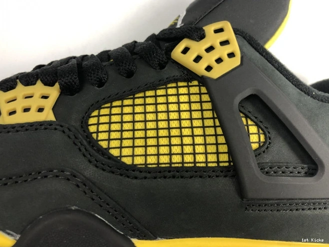 TopPick 4 1030 Retro Thunder 308497- Jordan Air 1230